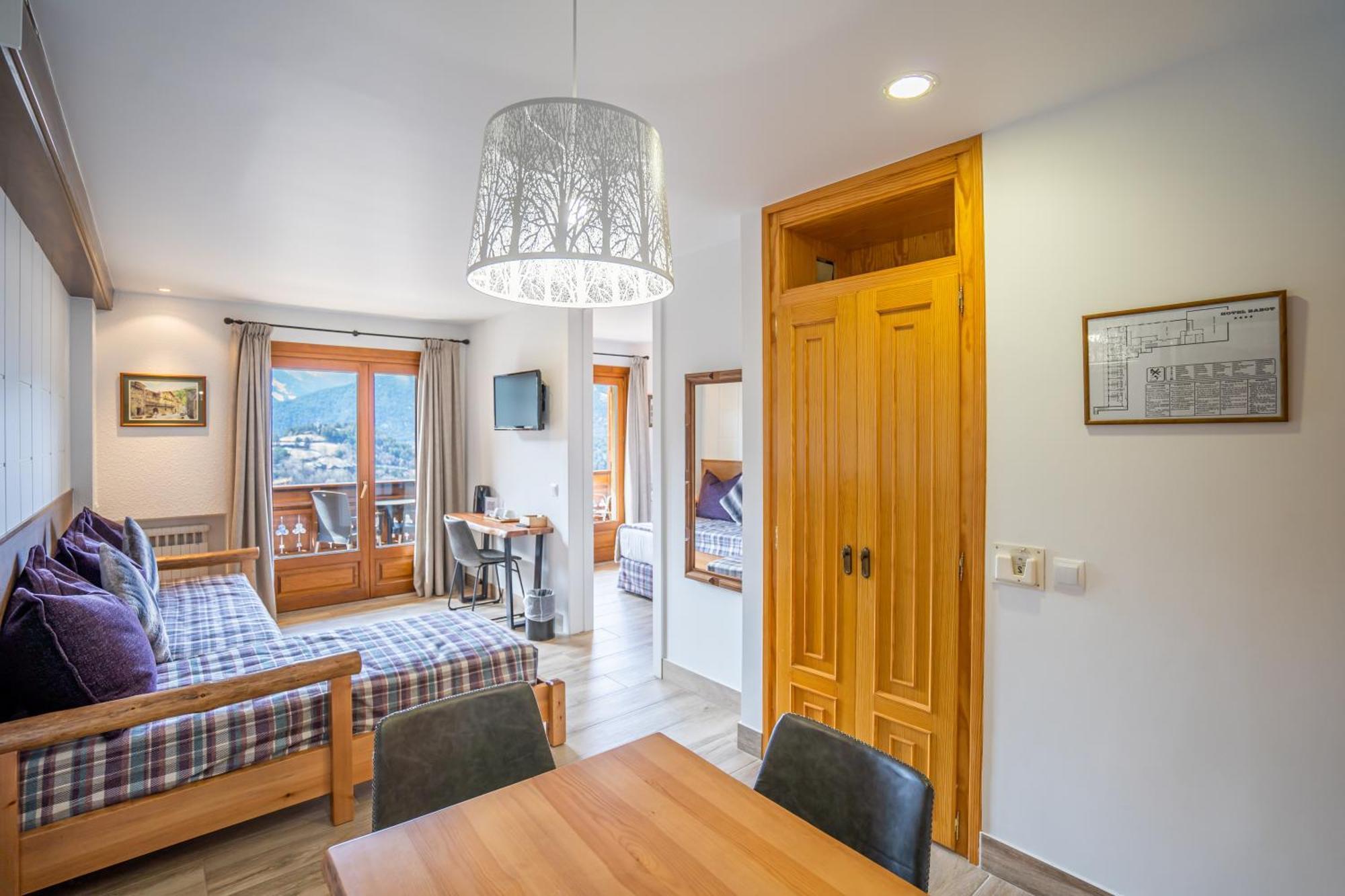 Junior Suite,1541805790:JPEG